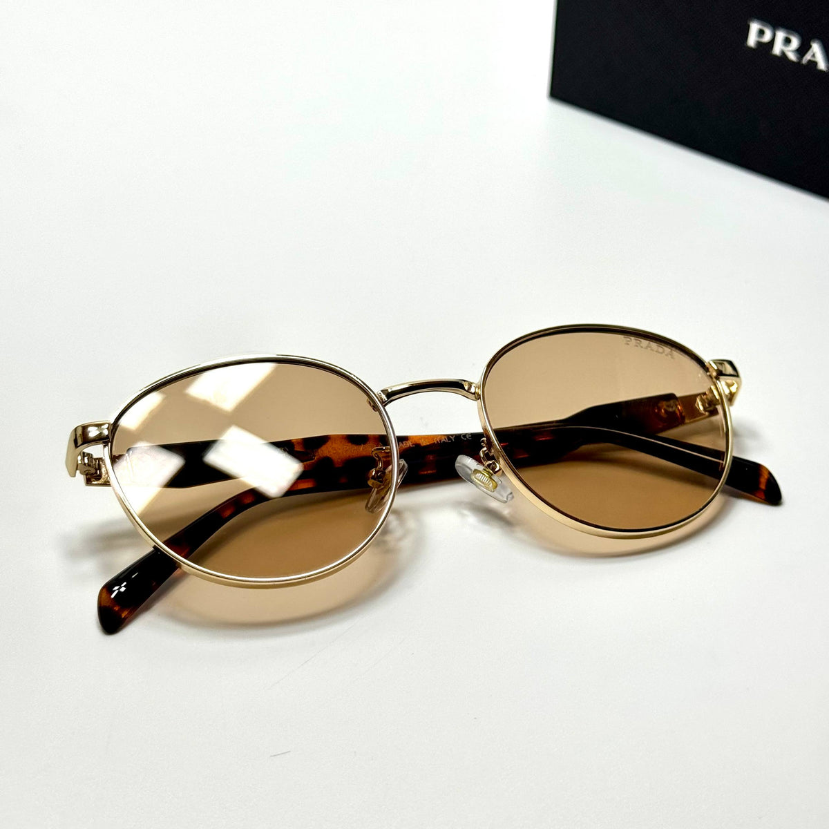 Prada Milano Round – Black Brown women's sunglasses Lebanon - ChronoVault - view 3