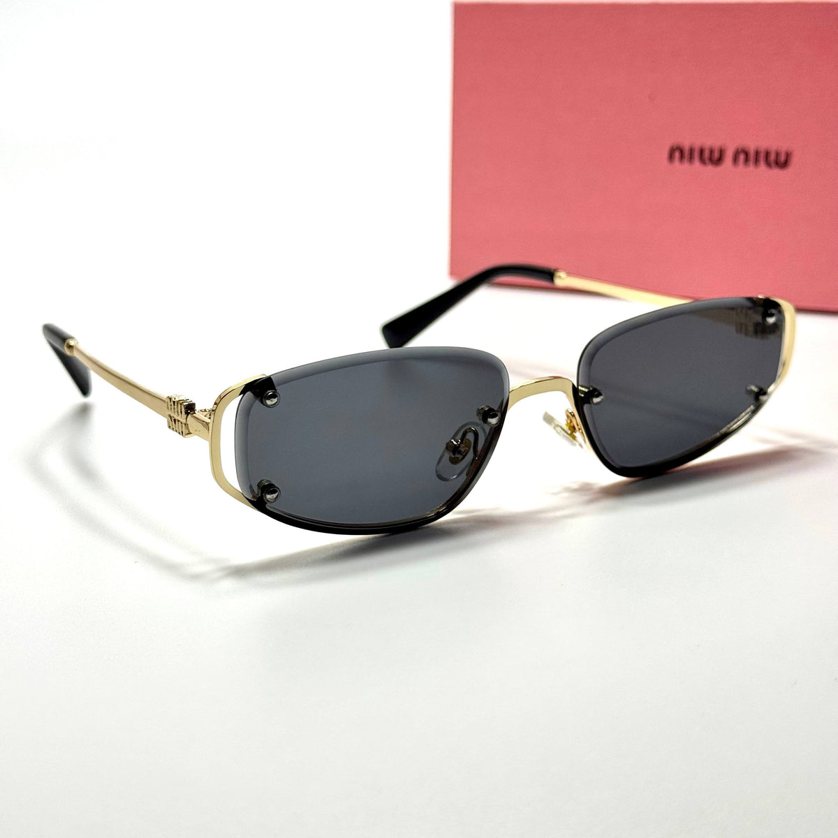 Miu Miu Rimless Rectangular SMU 04ZS – Black women's sunglasses Lebanon - ChronoVault - view 4