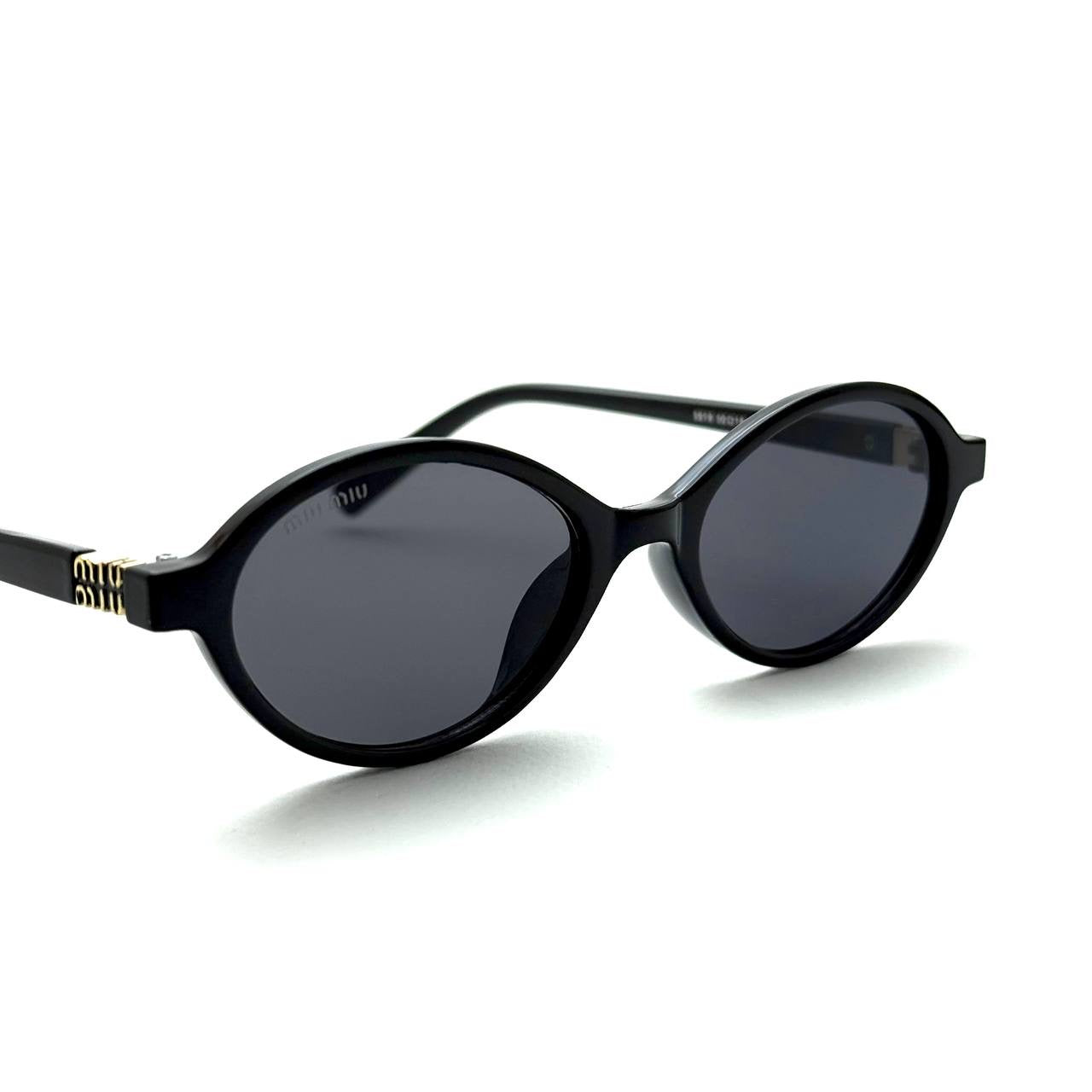 Miu Miu SMU 10Q – Full Black