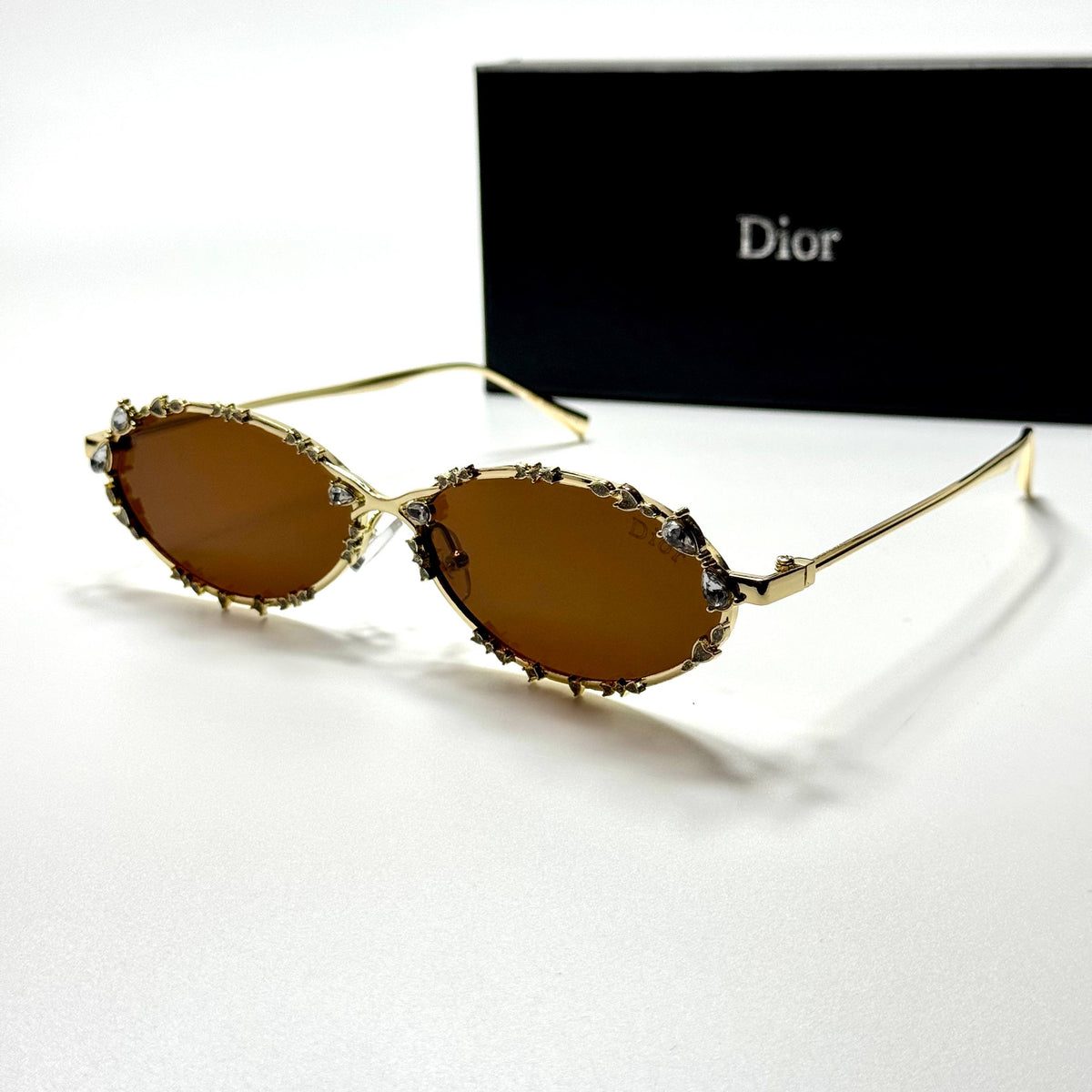 Dior Oval CD4012 Gold Brown women's sunglasses Lebanon - polished gold-tone metal frame, warm brown lenses - ChronoVault