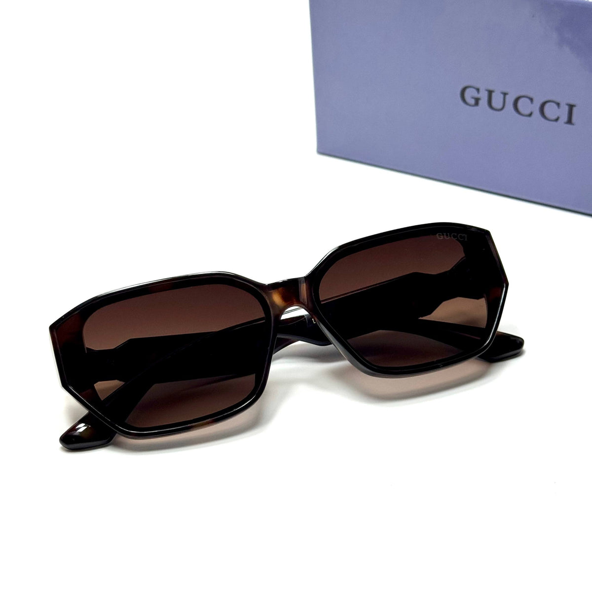 Gucci Eye-Cat GG1428S Tortoise Brown women's sunglasses Lebanon - tortoise brown with gold-tone gg temple detailing frame, brown gradient lenses - ChronoVault - view 4