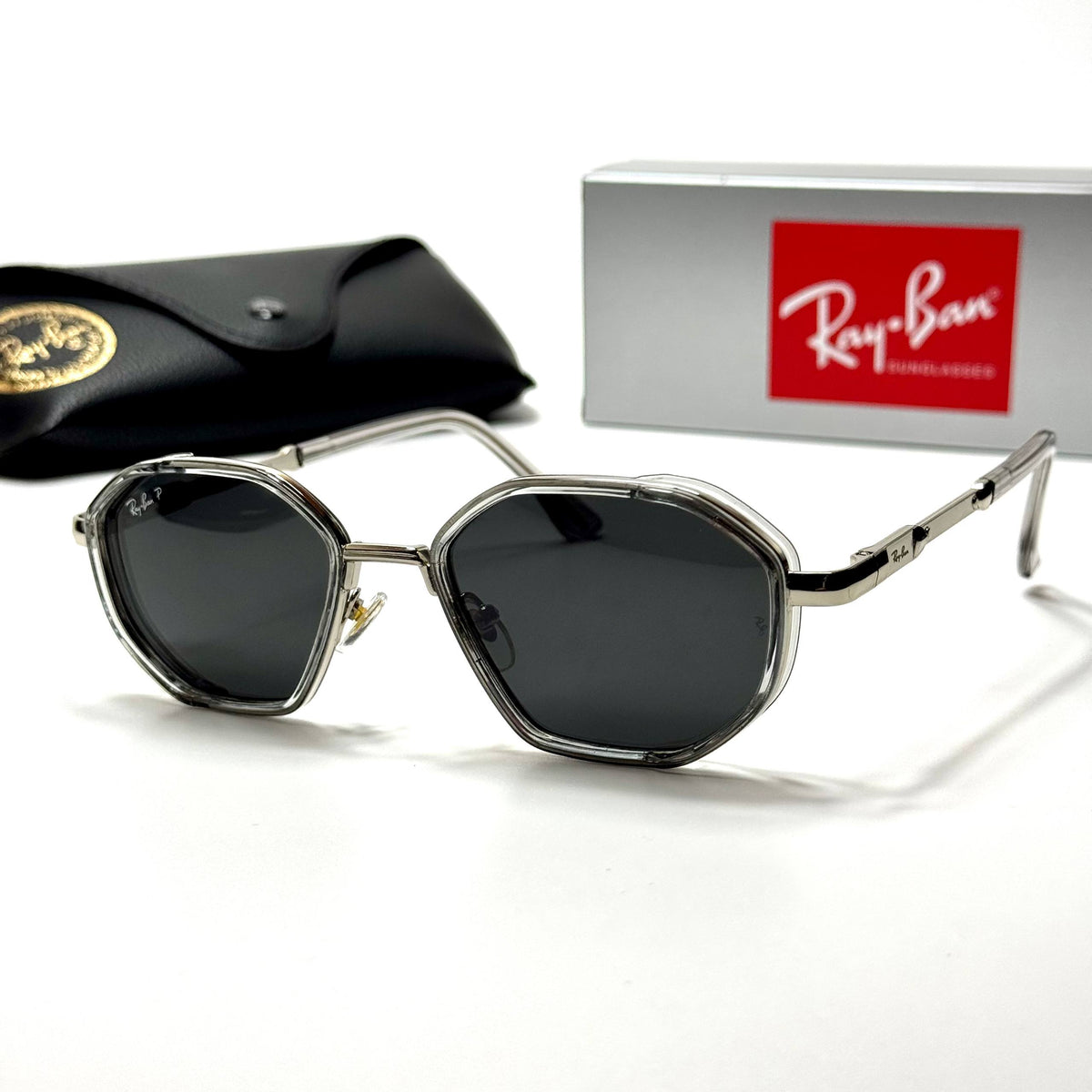 Ray-Ban Geometric RB3766 Clear Black unisex sunglasses Lebanon - transparent crystal with silver-tone detailing frame, dark grey lenses - ChronoVault