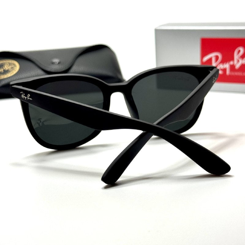Ray-Ban Round RB4420 Full Black unisex sunglasses Lebanon - glossy black frame, dark green lenses - ChronoVault - view 3