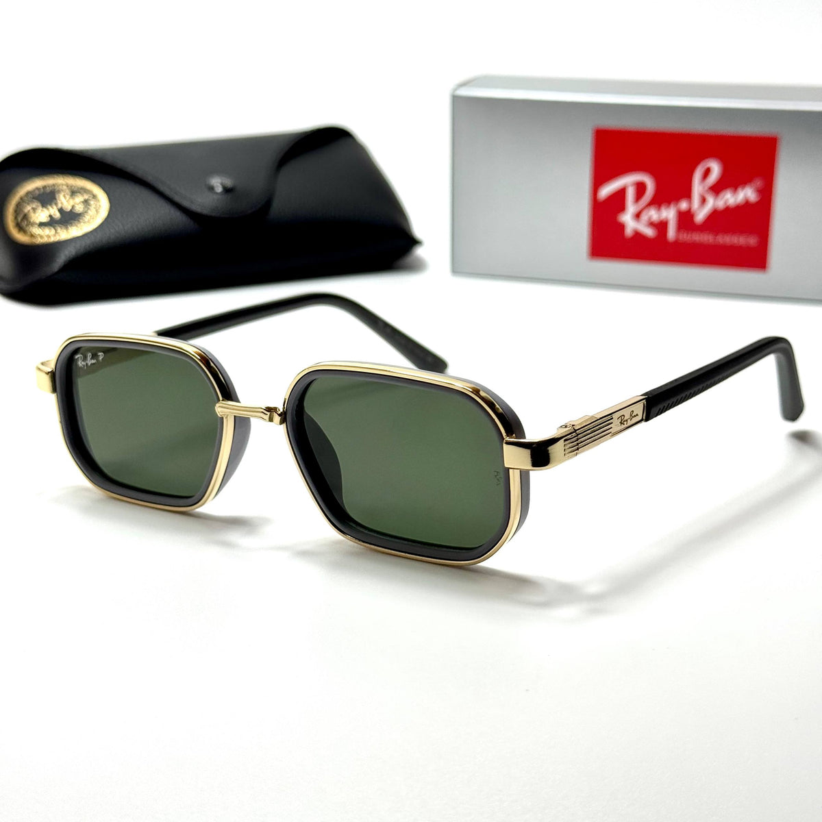 Ray-Ban Rectangular RB7194 Black Gold Green unisex sunglasses Lebanon - black with polished gold detailing frame, classic green lenses - ChronoVault