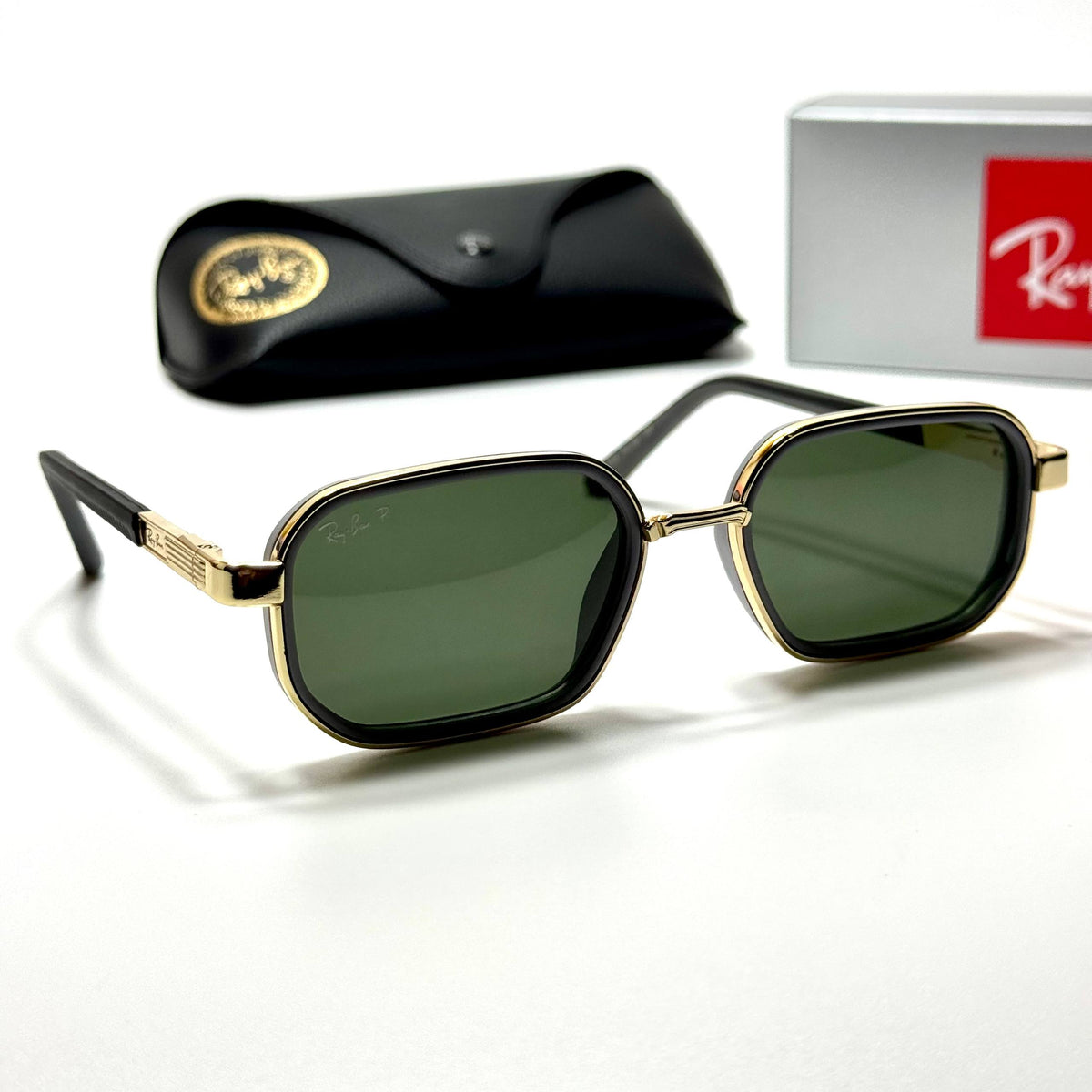 Ray-Ban Rectangular RB7194 Black Gold Green unisex sunglasses Lebanon - black with polished gold detailing frame, classic green lenses - ChronoVault - view 4
