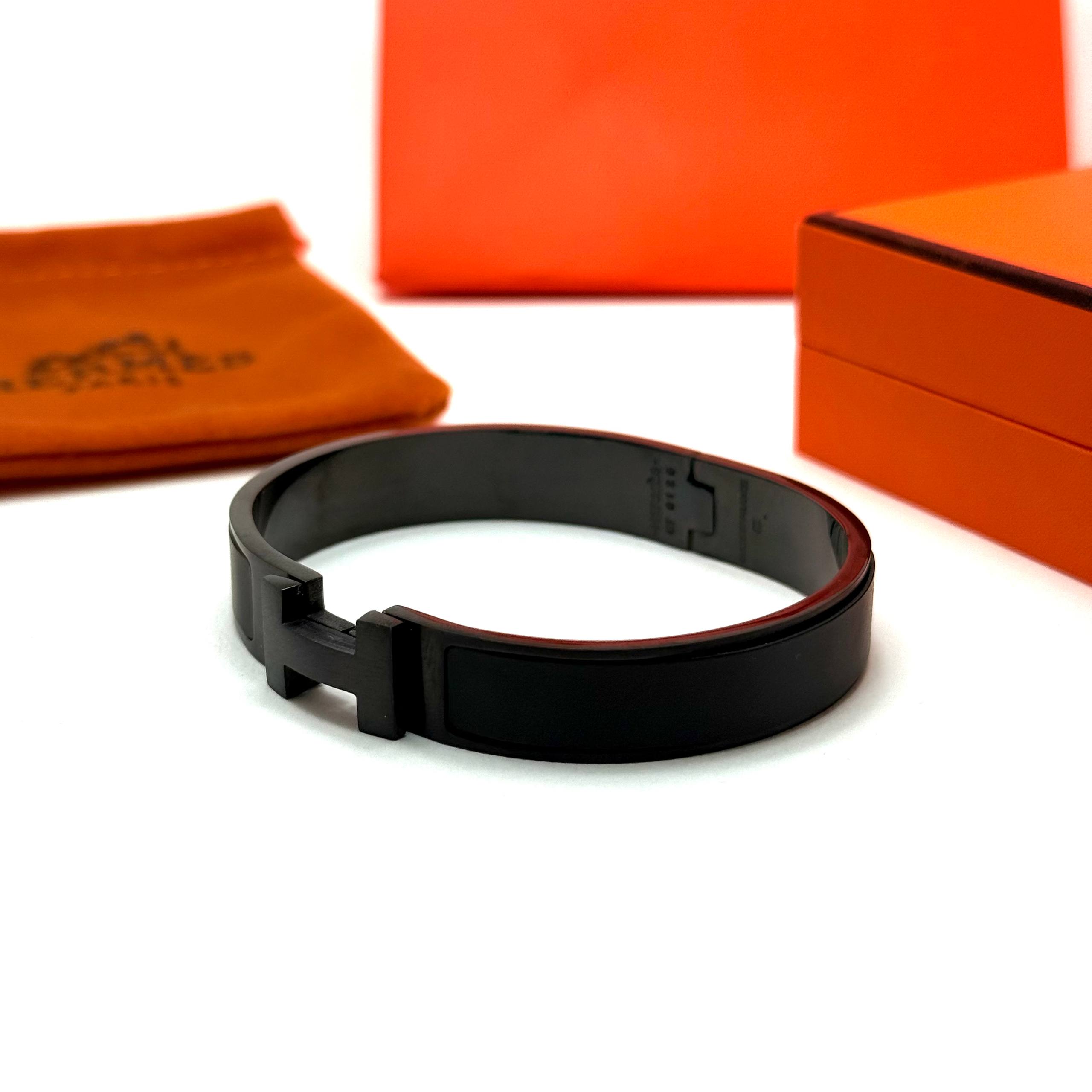 Hermès Clic H -- Full Black