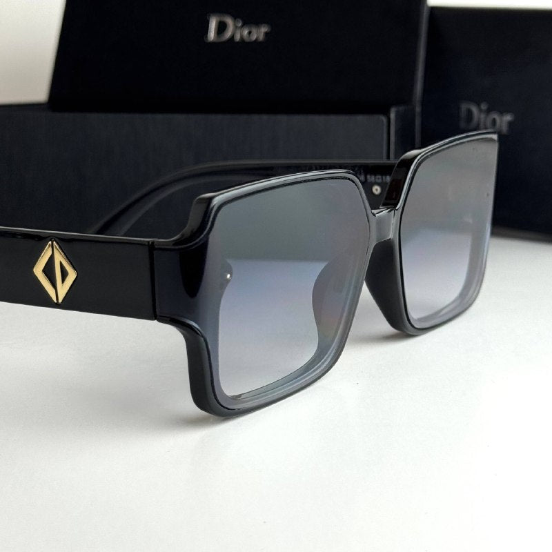 Dior Signature D1U Black Grey Sunglasses Side View Lebanon - ChronoVault