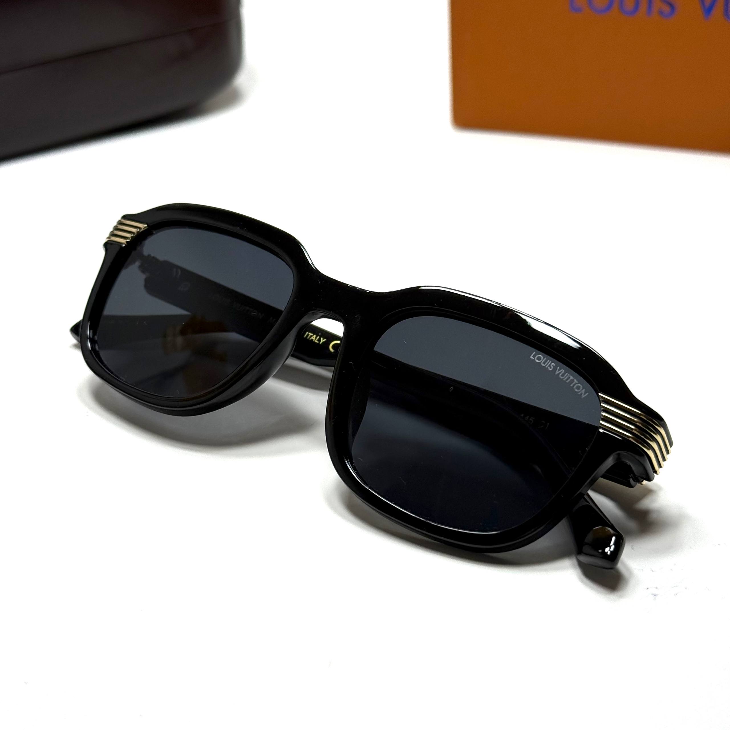Louis Vuitton LV2457 Full Black Sunglasses Lifestyle Lebanon - ChronoVault