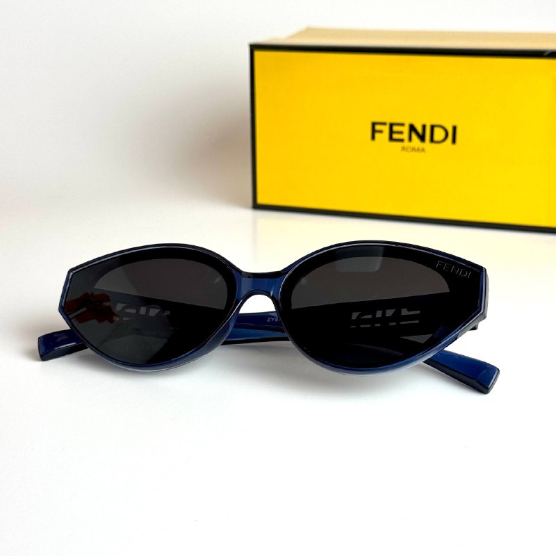 Fendi Oval FE4012S Blue Black Sunglasses Lifestyle Lebanon - ChronoVault
