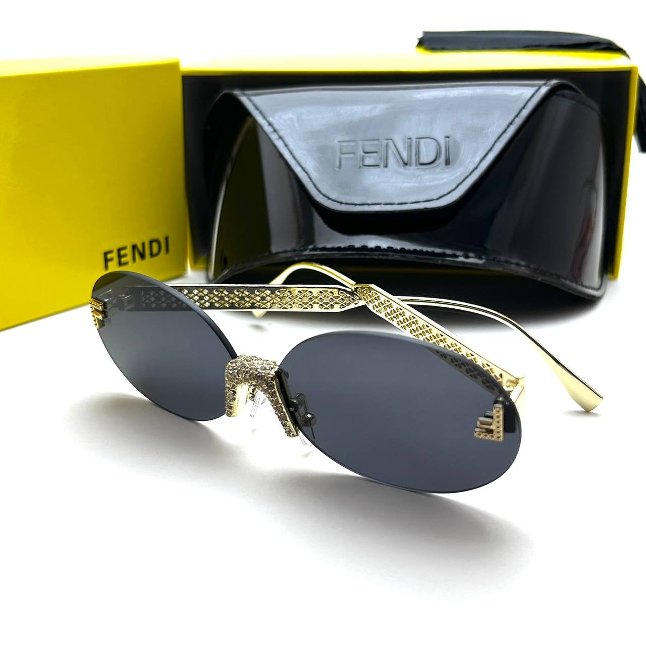 Fendi Crystal Oval Sunglasses - Black gold