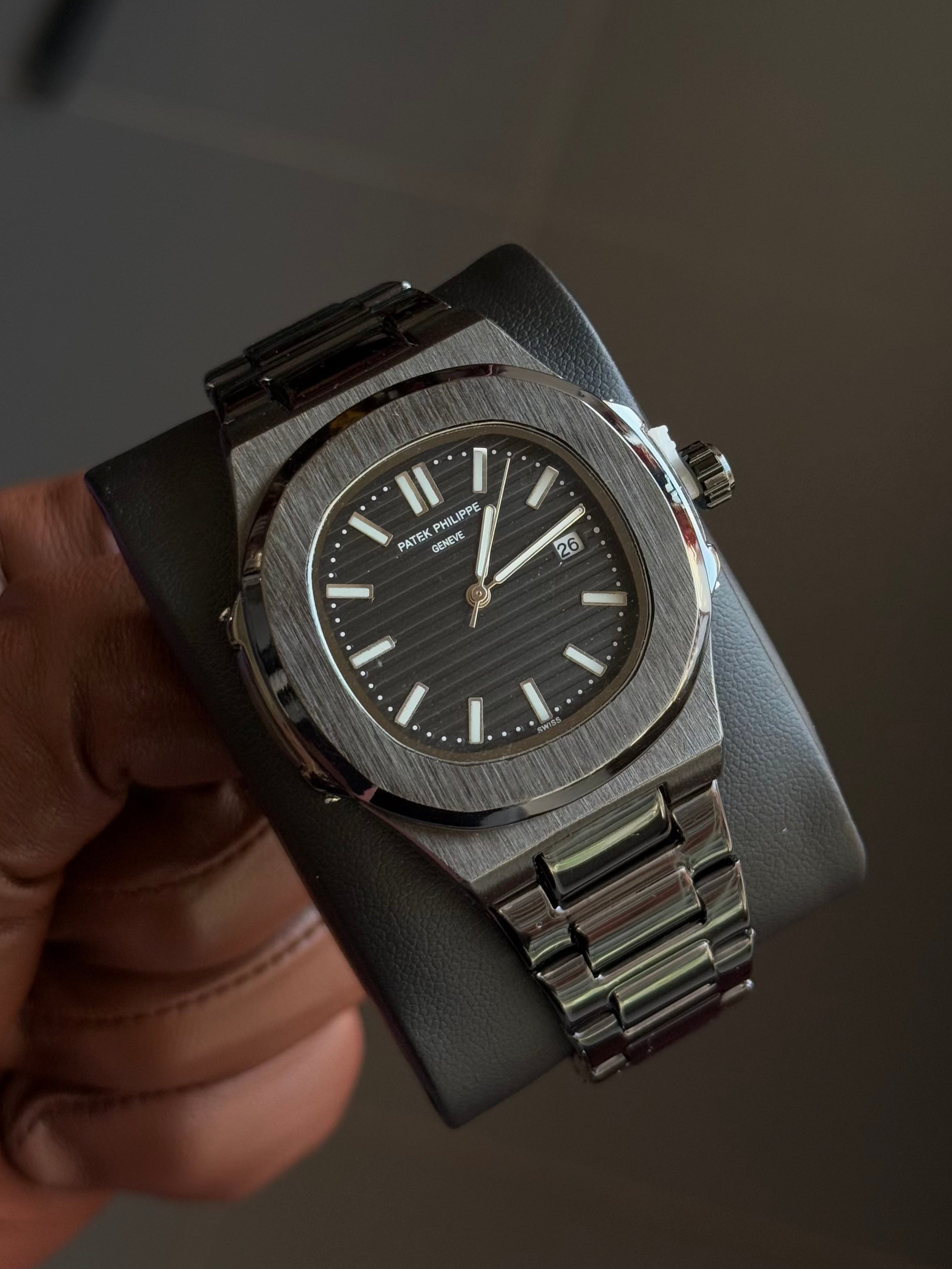 Patek Philippe Nautilus - Full Black Edition ( For Him )