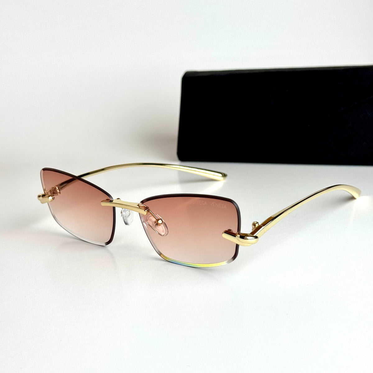 Bottega Veneta BV1325S Gold Pink Sunglasses Lebanon - ChronoVault - view 3