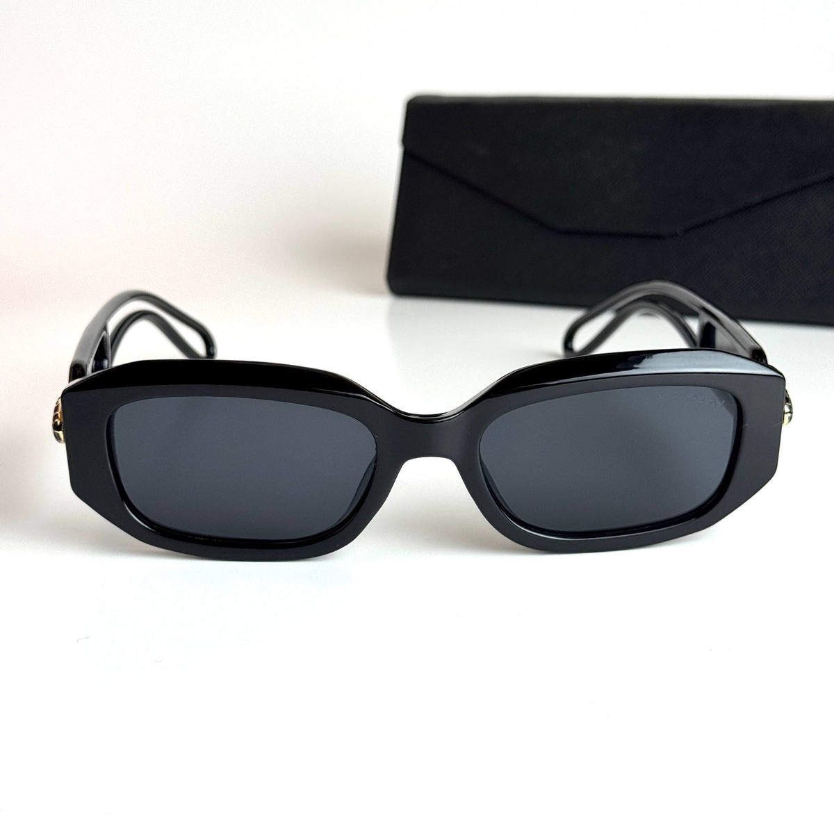 Bvlgari Rectangular BV8276 Black Grey Sunglasses Lebanon - ChronoVault - view 4