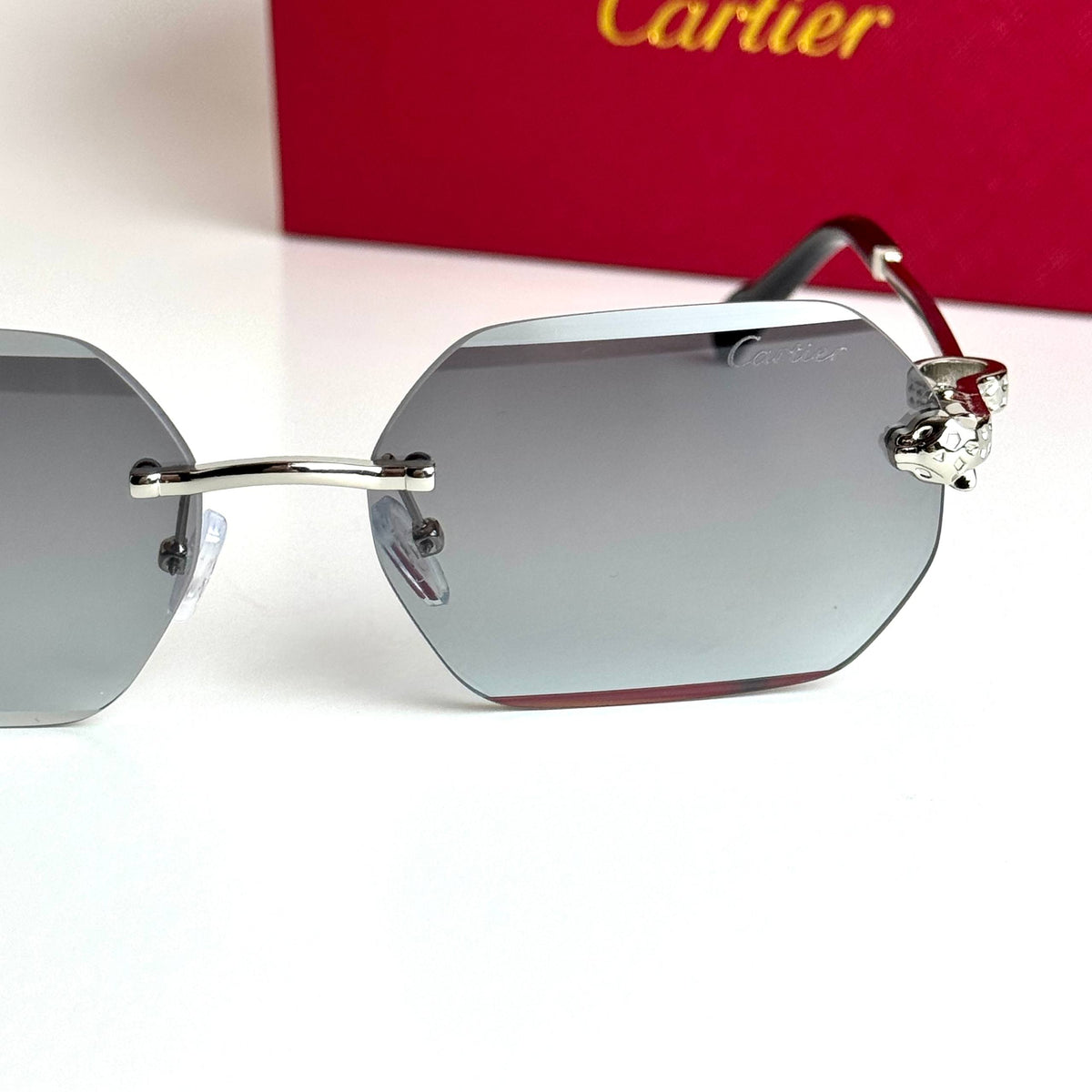 Cartier CT0468S Silver Green Gradient men's sunglasses Lebanon - ChronoVault - view 4