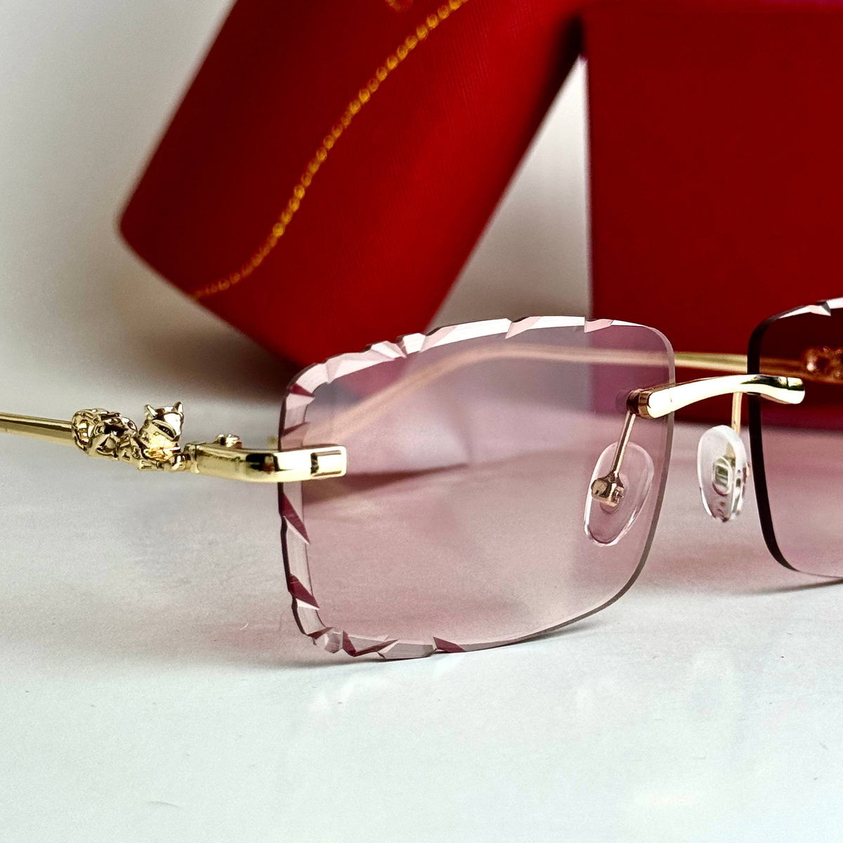 Cartier CT0486S Pink Sunglasses Front View Lebanon - ChronoVault - view 3