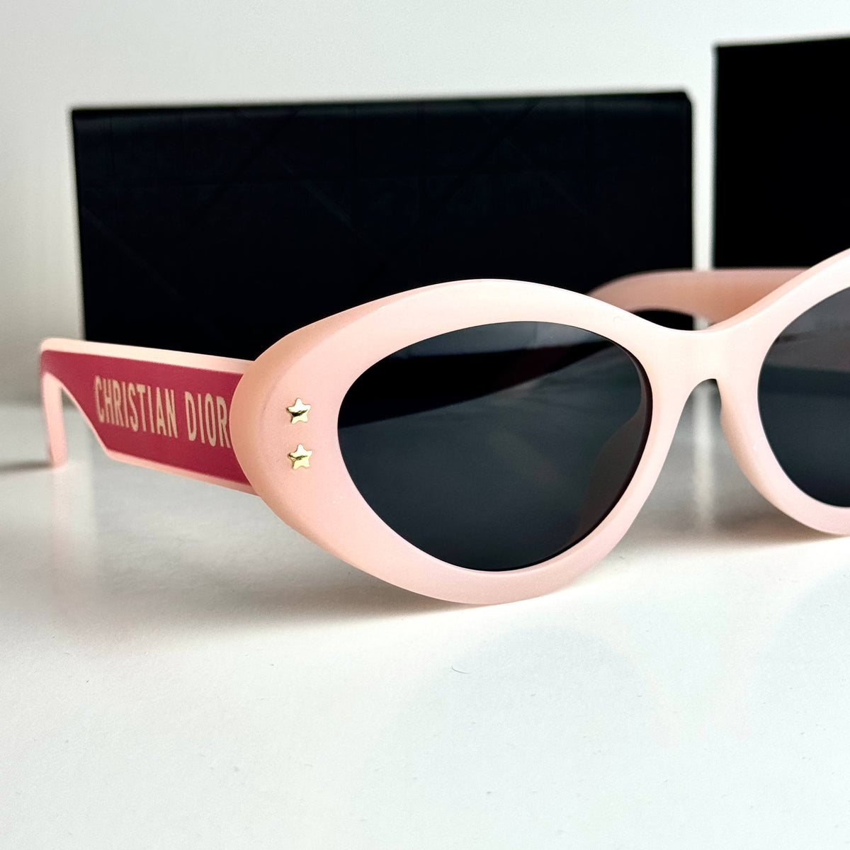 Dior CD4241 Black Sunglasses Front View Lebanon - ChronoVault - view 3