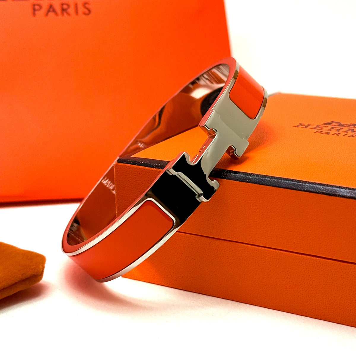 Hermes Clic H Silver Orange Bracelet Front Lebanon - ChronoVault - view 3