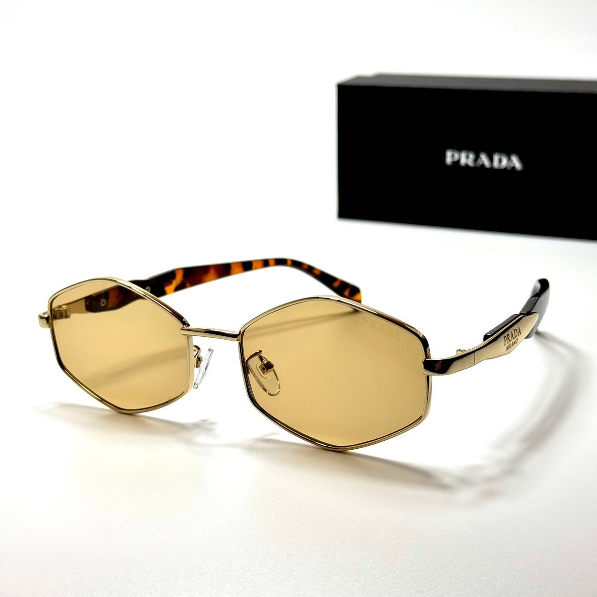 Prada Geometric PR4186 Gold Brown unisex sunglasses Lebanon - ChronoVault