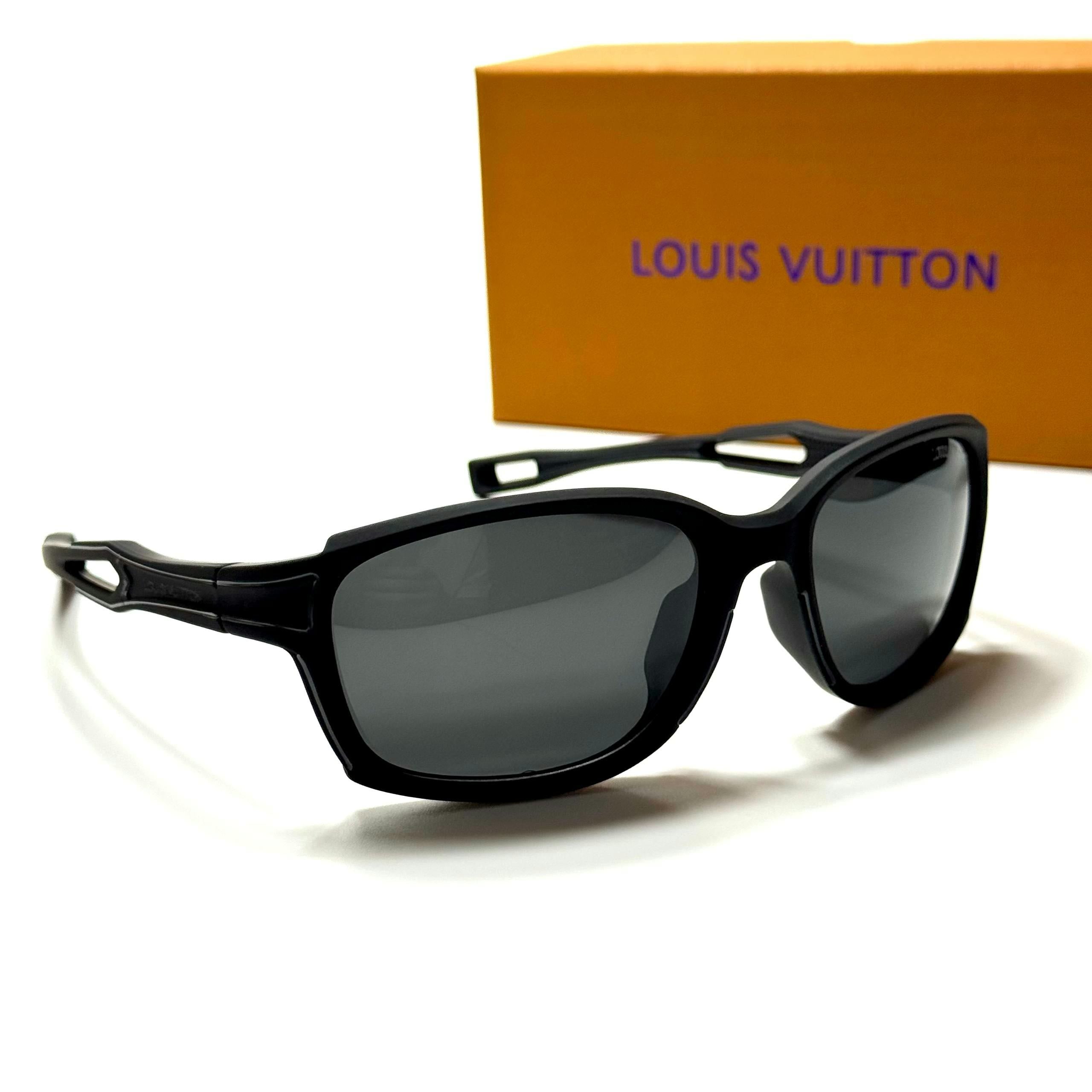 Louis Vuitton Wraparound LV8421 Black Grey women's sunglasses Lebanon - ChronoVault - view 4