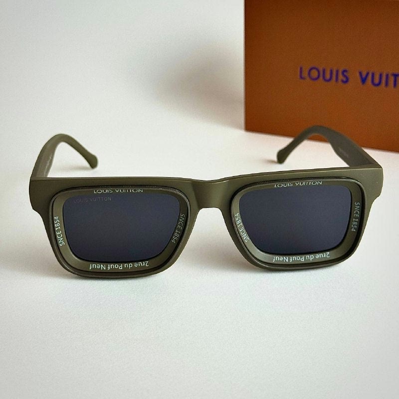 Louis Vuitton Tank Olive Beige women's sunglasses Lebanon - ChronoVault - view 3