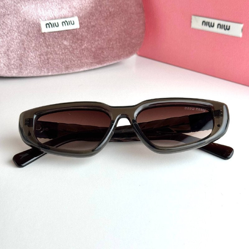Miu Miu SMU19Z Brown gradient Sunglasses Front View Lebanon - ChronoVault - view 5
