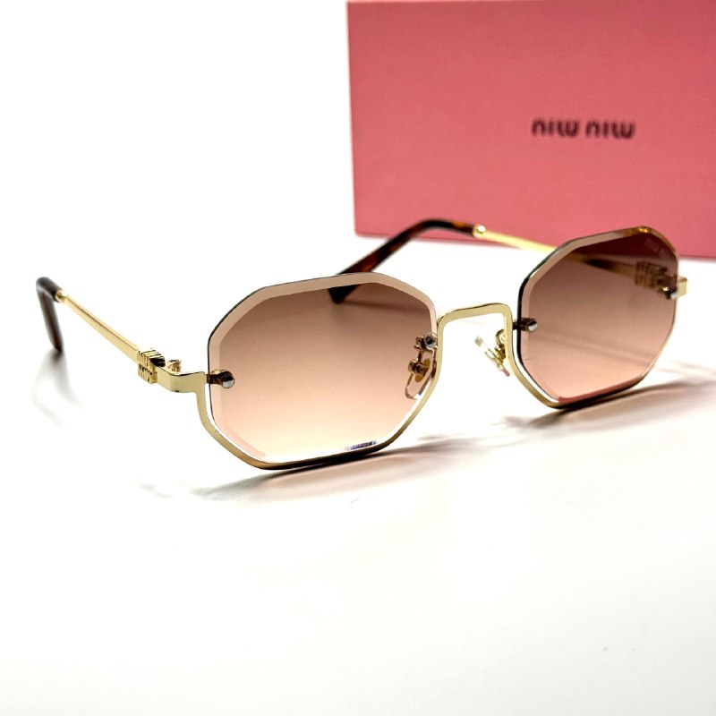 Miu Miu Geometric SMU52W Gold Pink Gradient women's sunglasses Lebanon - ChronoVault - view 5