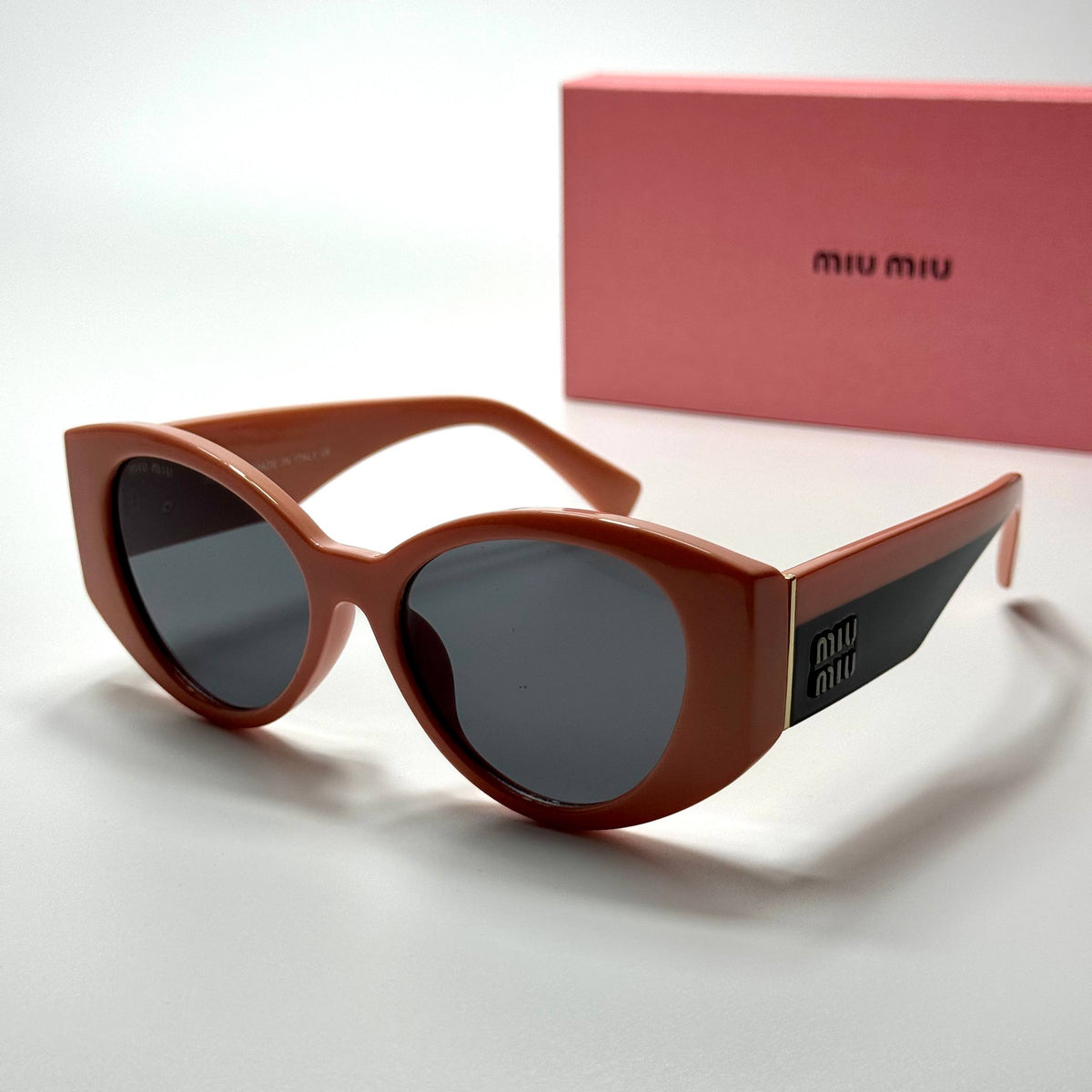 Miu Miu Oval SMU09Z Brown Black women's sunglasses Lebanon - ChronoVault