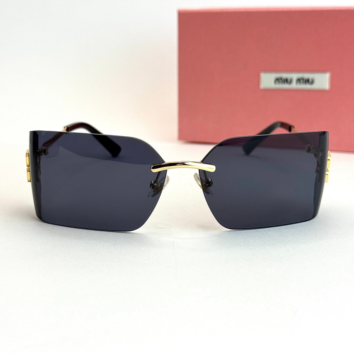 Miu Miu SMU-219 Black Gold women's sunglasses Lebanon - ChronoVault - view 3