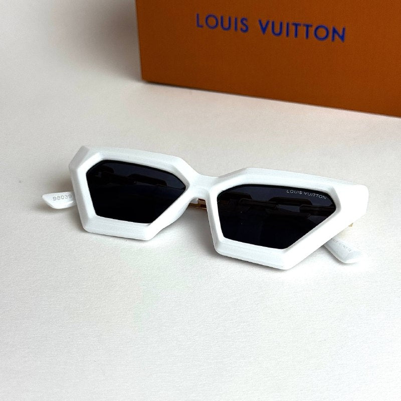 LV Chain Link White Gold Black women's sunglasses Lebanon - ChronoVault