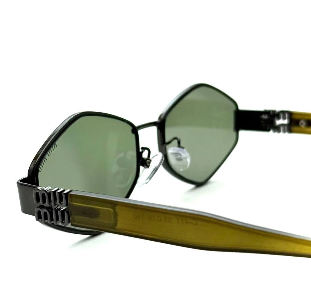 Miu Miu - Midnight Prism