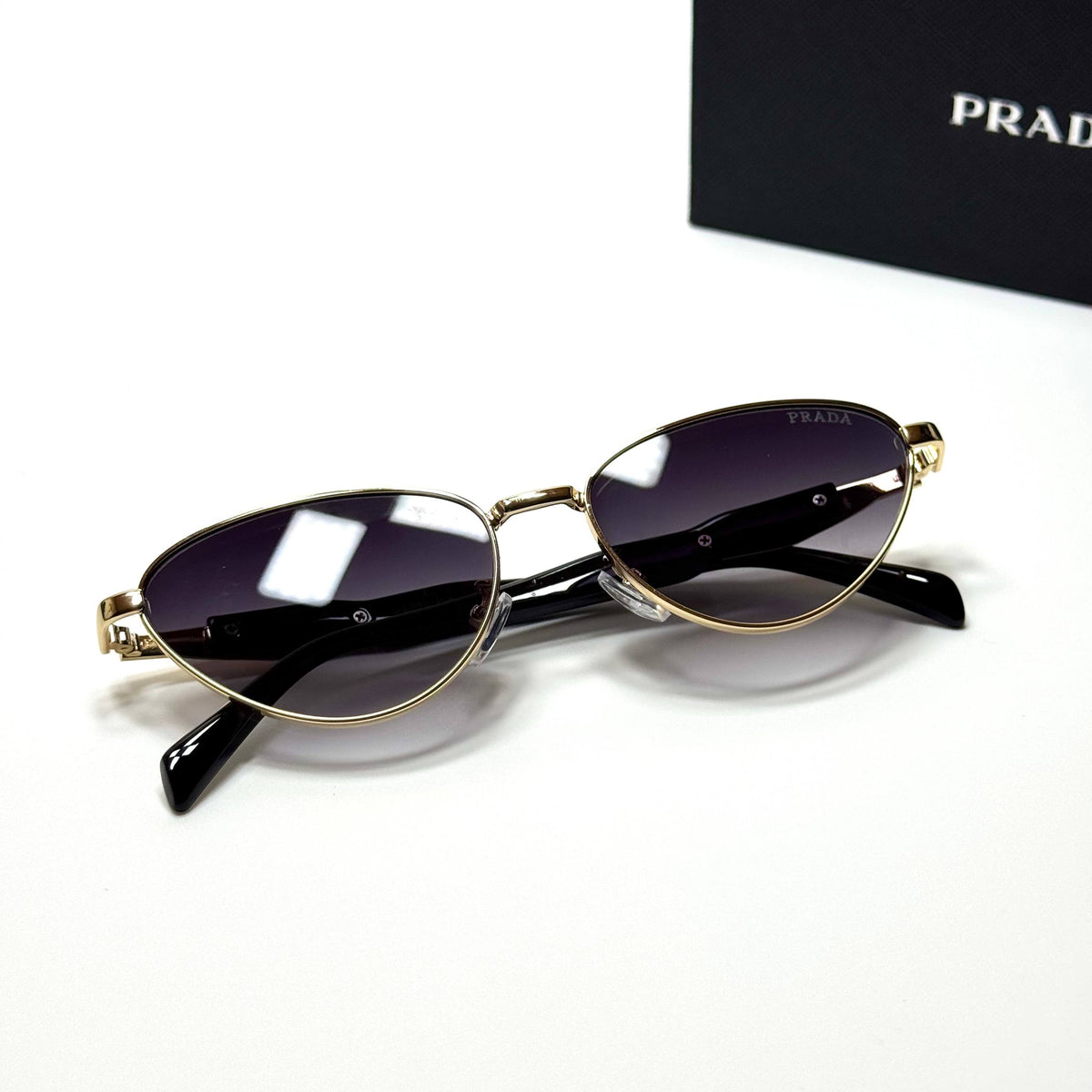 Prada Cat Eye PR4197 Gold Purple Gradient women's sunglasses Lebanon - ChronoVault - view 5