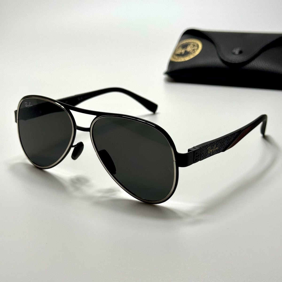 Ray-Ban Aviator RB3025 Black men's sunglasses Lebanon - ChronoVault