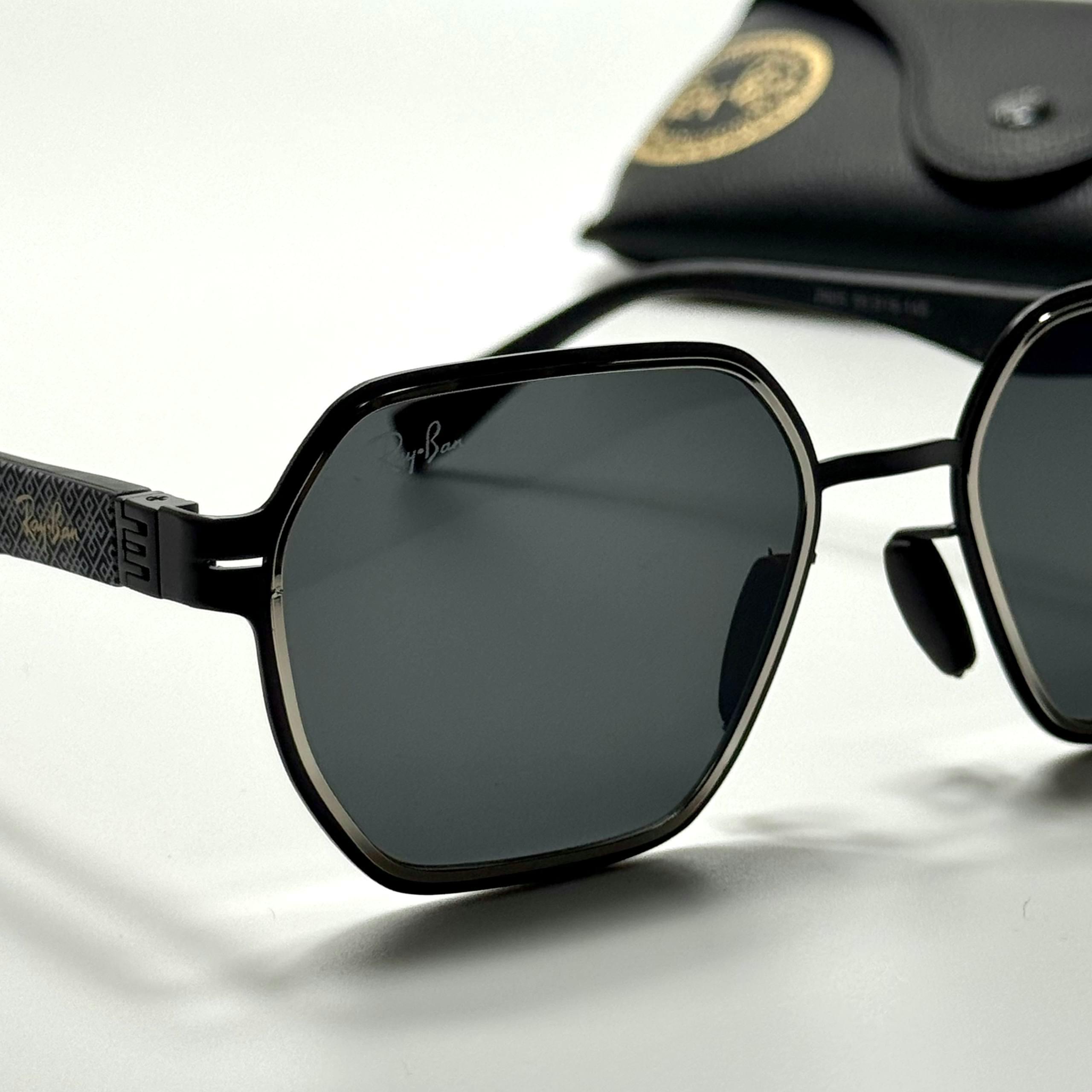 Ray-Ban Square RB3725 Black Grey women's sunglasses Lebanon - ChronoVault - view 2
