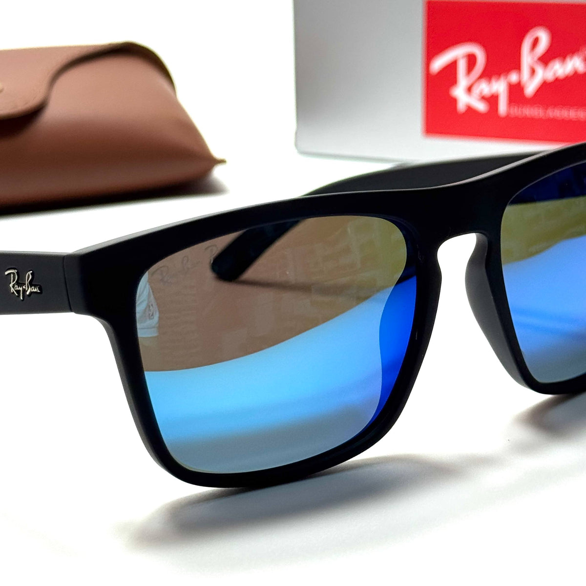 Ray-Ban Square RB4387 Black Blue men's sunglasses Lebanon - ChronoVault - view 2