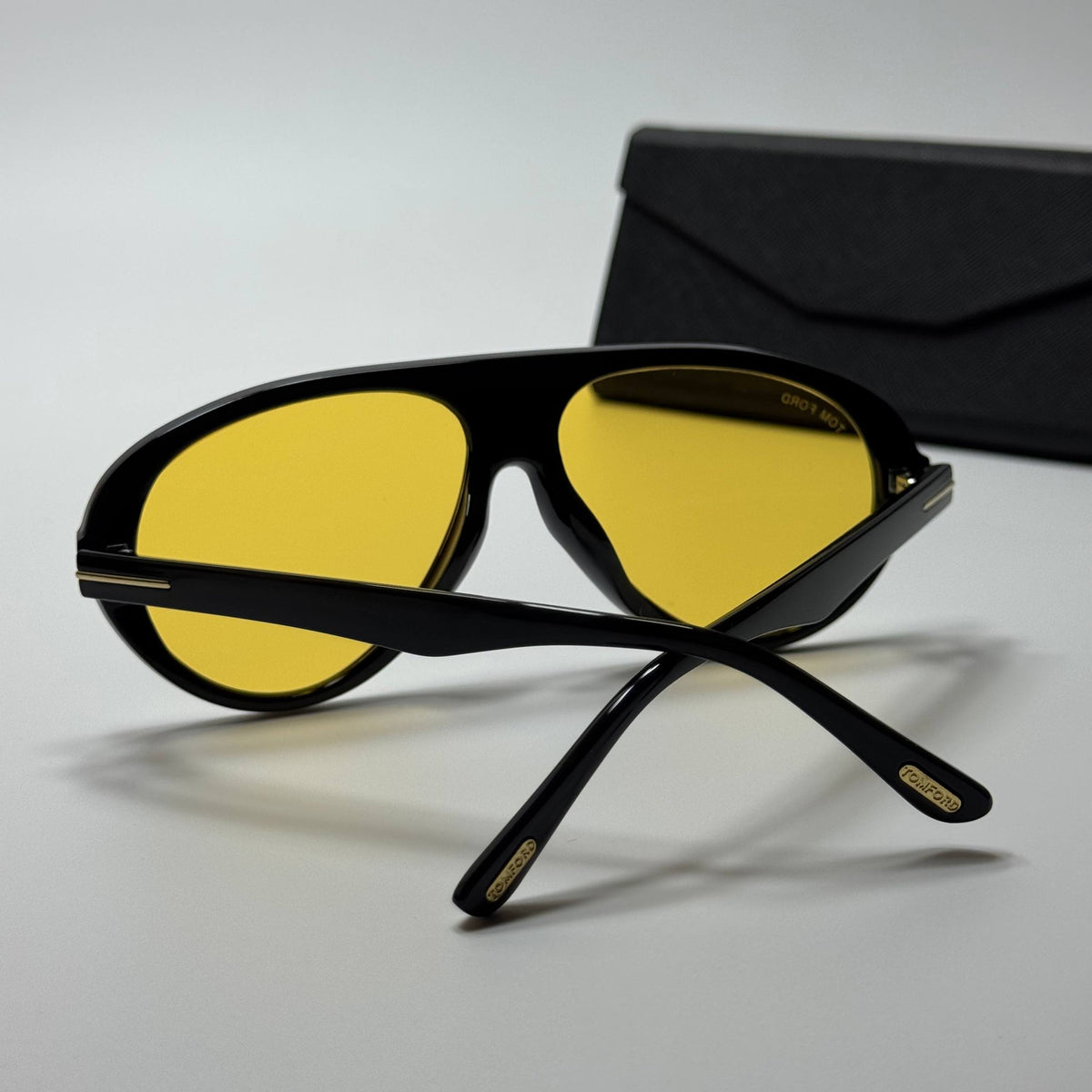 Tom Ford Aviator TF9149 Black Yellow men's sunglasses Lebanon - ChronoVault - view 3