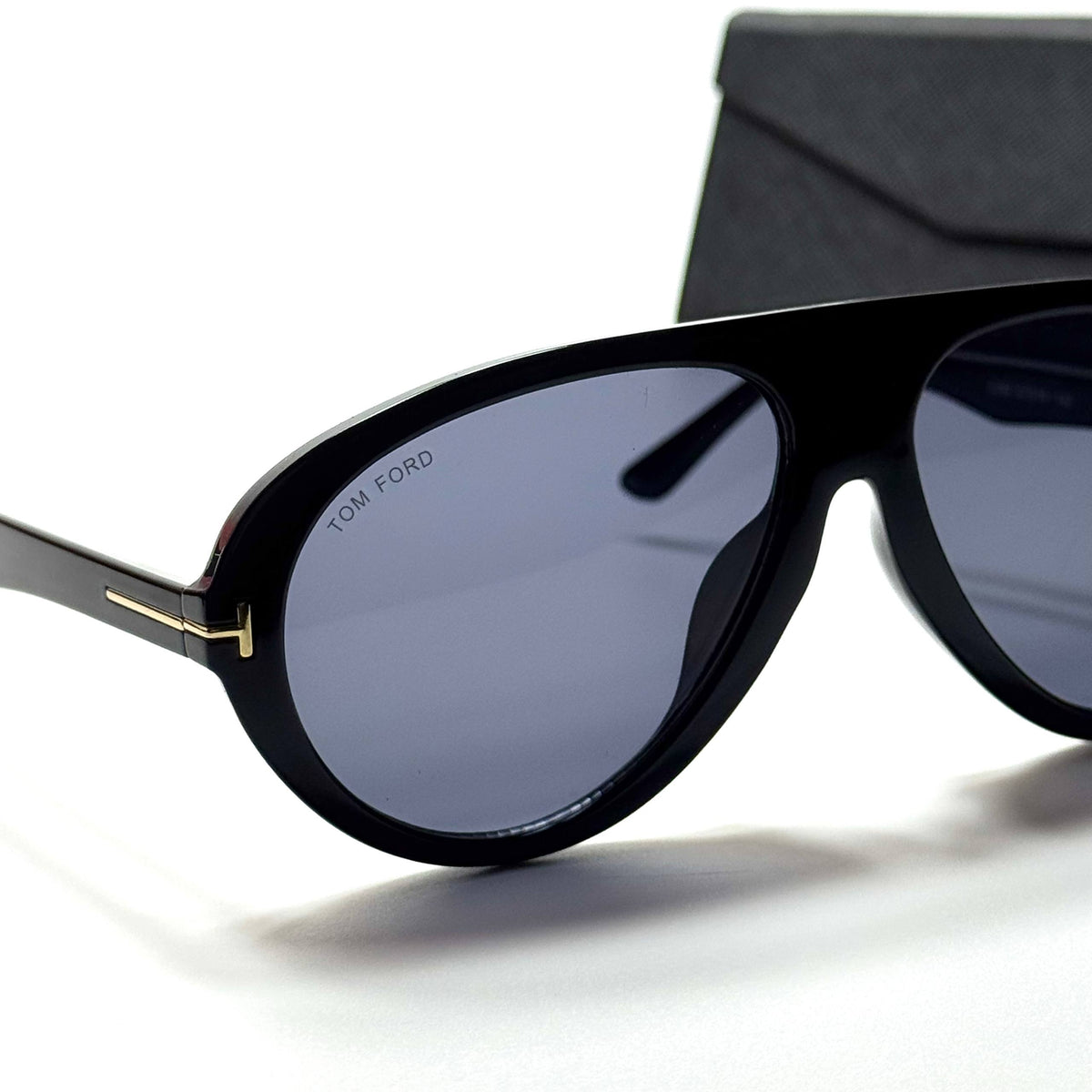 Tom Ford Aviator TF9151 Full Black men's sunglasses Lebanon - ChronoVault - view 2