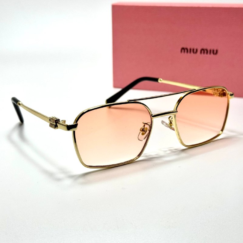 Miu Miu Rectangular SMU 54Y – Gold Pink Gradient women's sunglasses Lebanon - ChronoVault - view 5