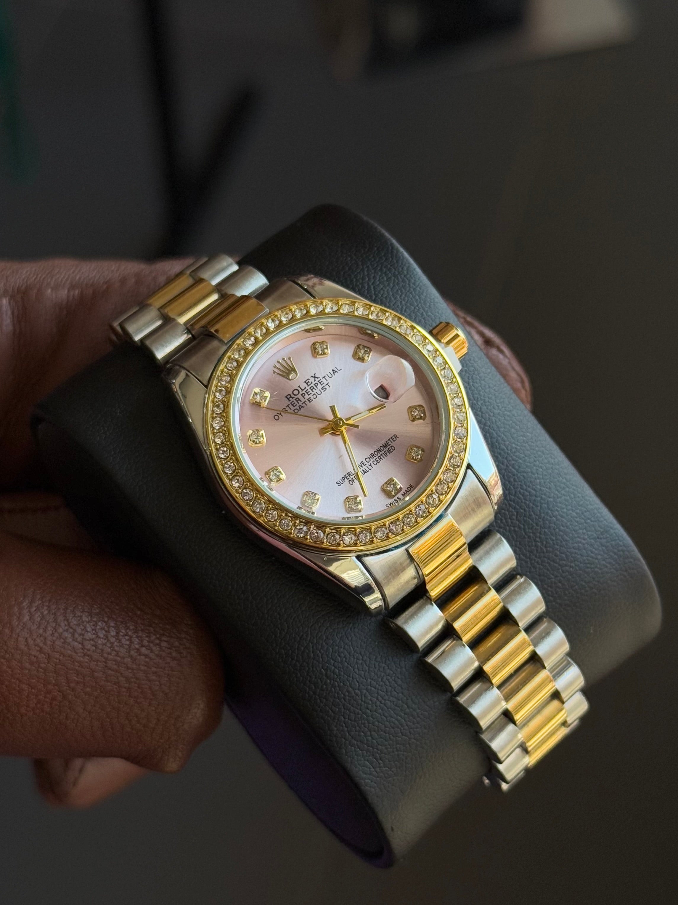 Rolex Oyster Perpetual Datejust 31mm – Two-Tone / Pink Diamond Dial (For Her)