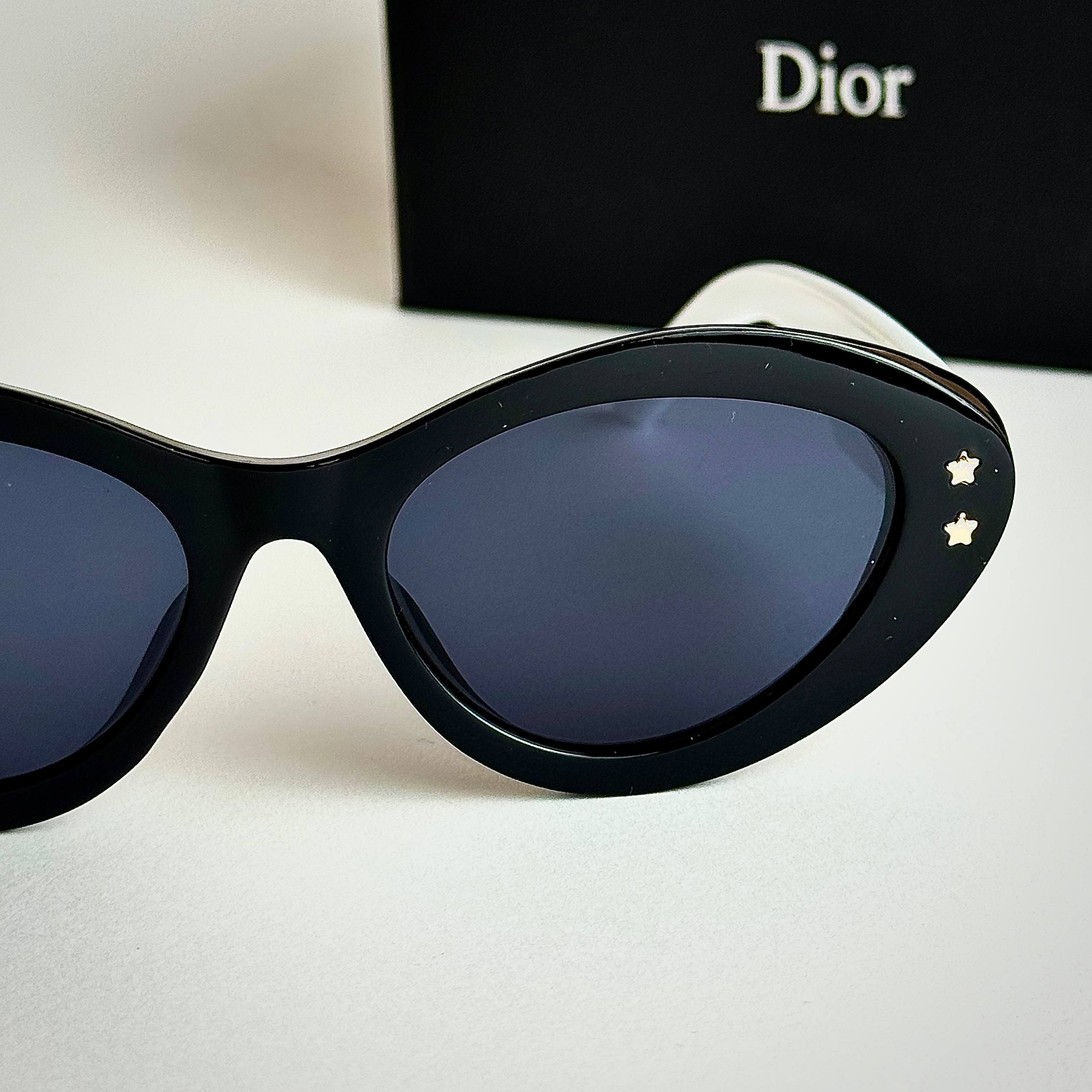Dior Pacific B1U White Black Sunglasses Lifestyle Lebanon - ChronoVault