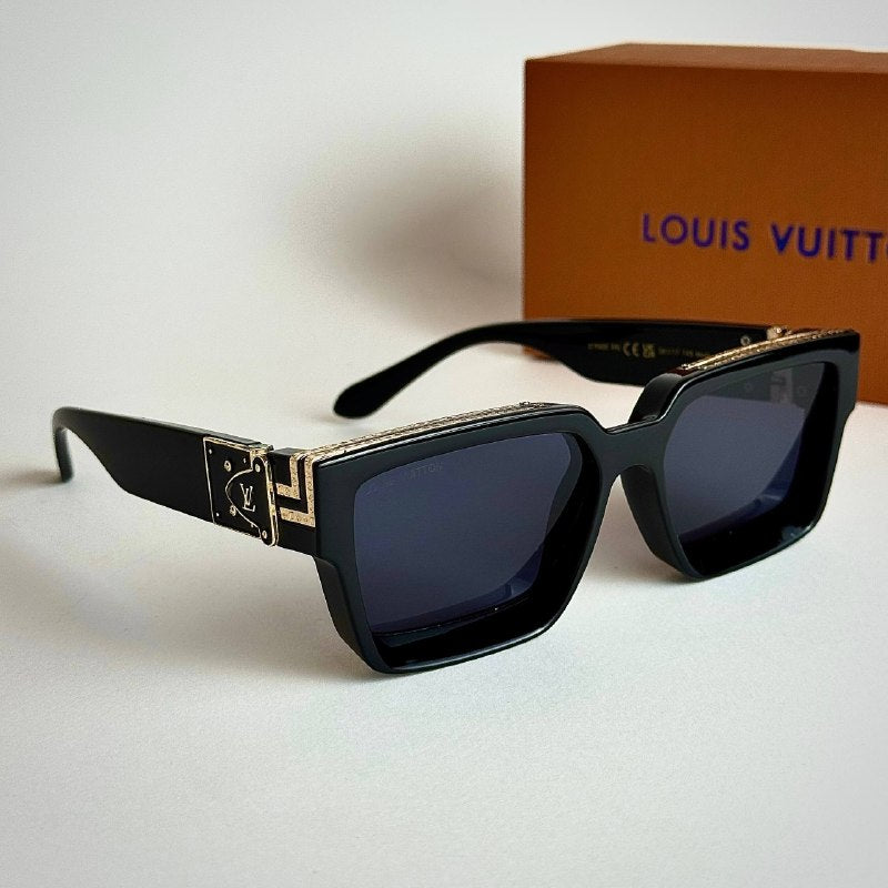 Louis Vuitton LV Prestige – Black Gold