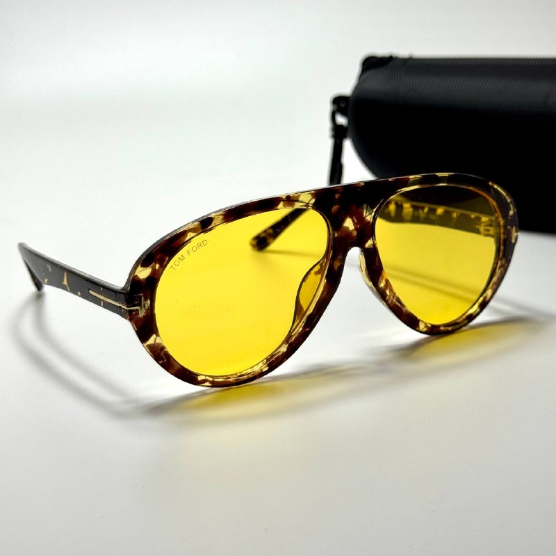 Tom Ford Aviator TF9149 Tortoise Yellow unisex sunglasses Lebanon - tortoise frame, yellow lenses - ChronoVault - view 4