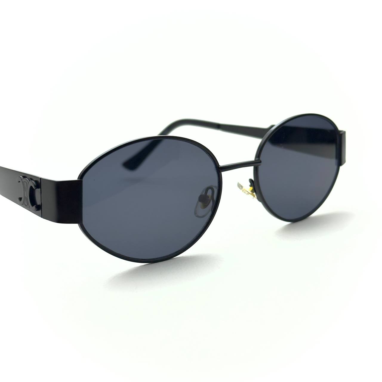 Celine Triomphe - Noir Oval