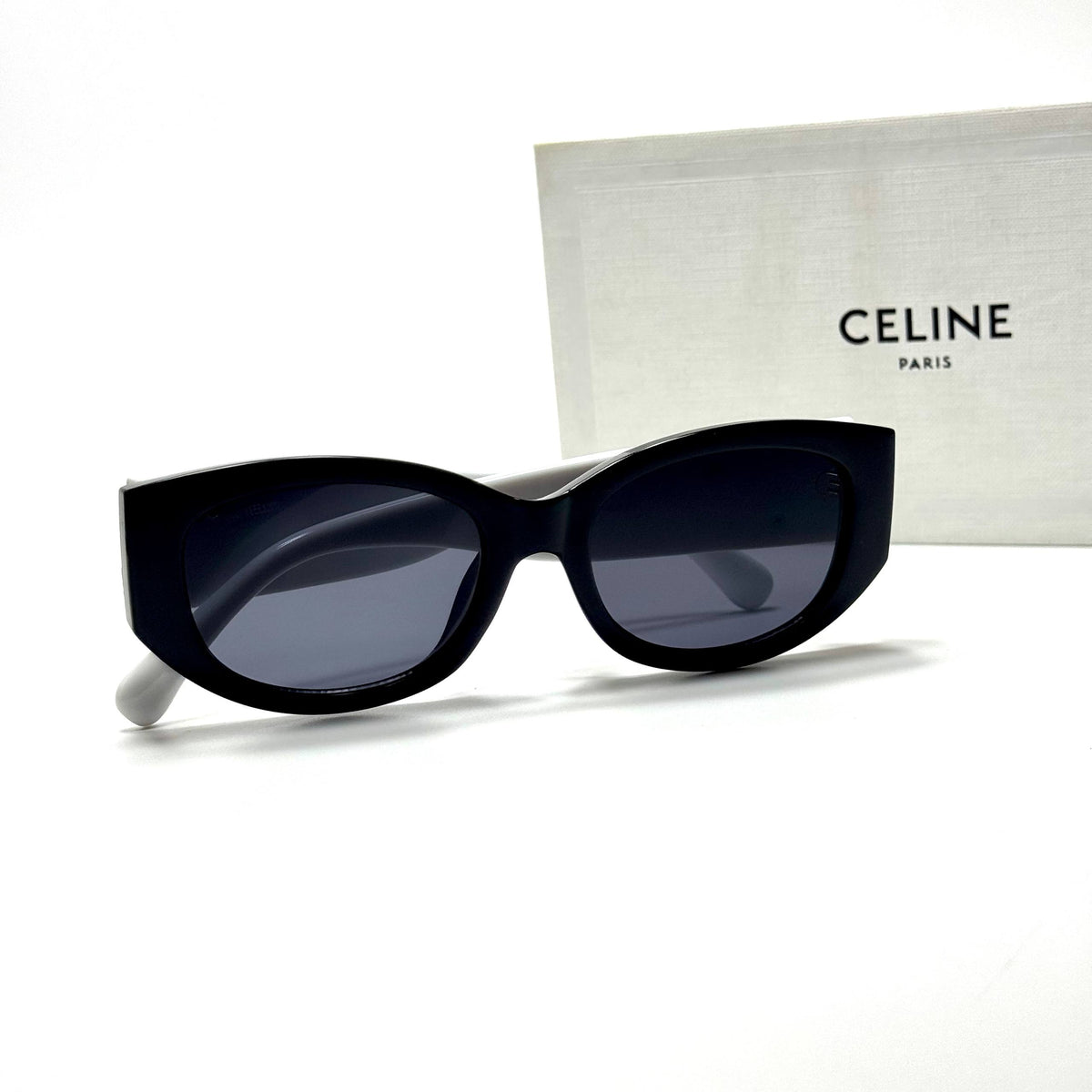 Chanel CH5442 Black White women's sunglasses Lebanon - glossy black with silver-tone cc temple detailing frame, dark grey lenses - ChronoVault - view 3