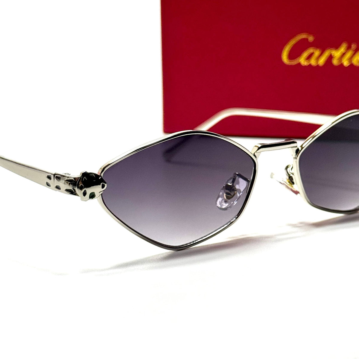 Cartier Geometric CT0456S Silver Violet unisex sunglasses Lebanon - ChronoVault - view 2