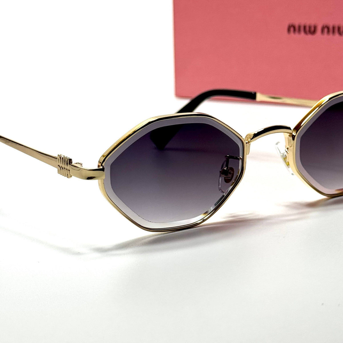 Miu Miu Oval Geometric SMU56Y Gold Grey Gradient women's sunglasses Lebanon - gold-tone metal with signature temple detailing frame, grey gradient lenses - ChronoVault - view 2