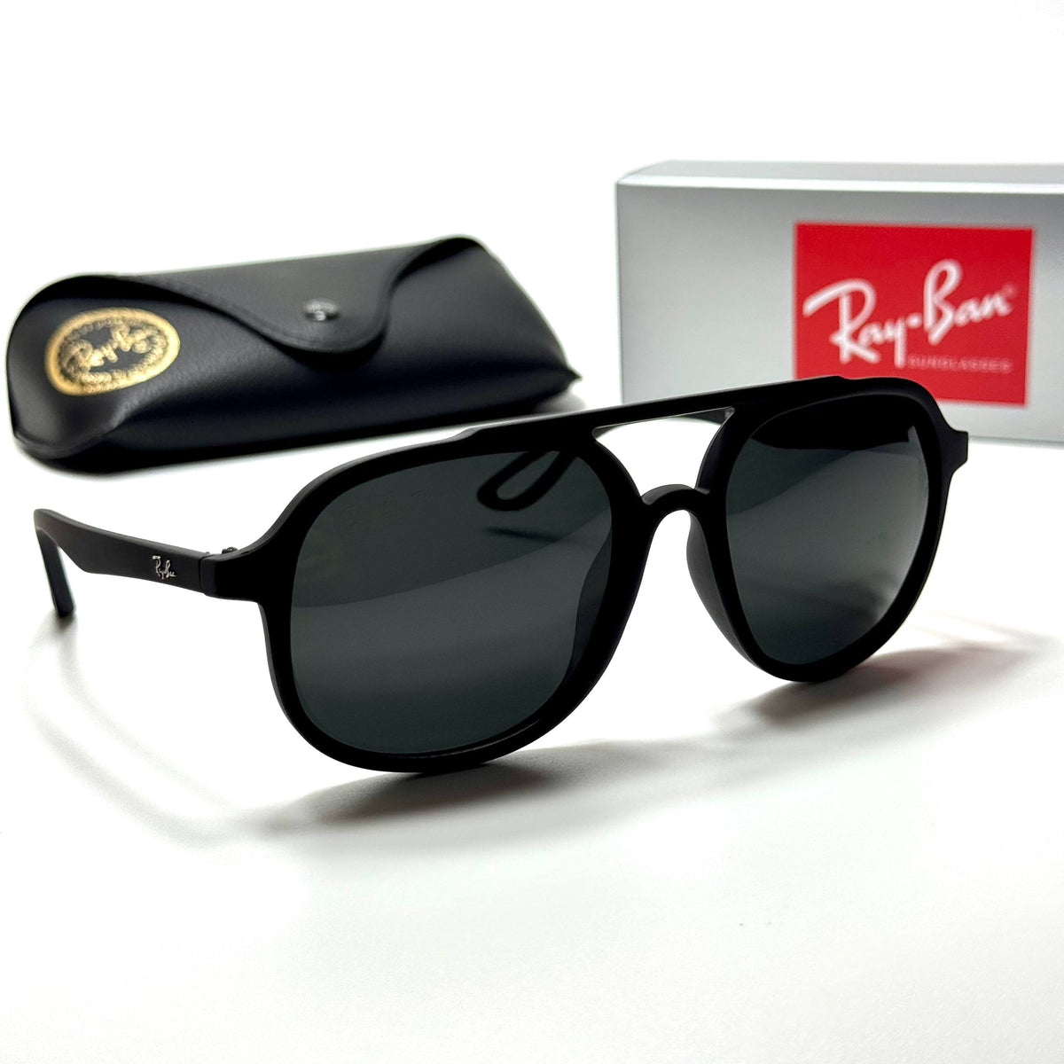Ray-Ban Ferrari Aviator RB4362 Black unisex sunglasses Lebanon - matte black with ferrari temple detailing frame, dark green lenses - ChronoVault - view 4