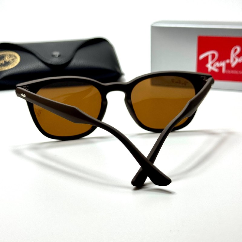 Ray-Ban Round Wayfarer RB4451 Black Brown unisex sunglasses Lebanon - deep brown-black frame, amber lenses - ChronoVault - view 4