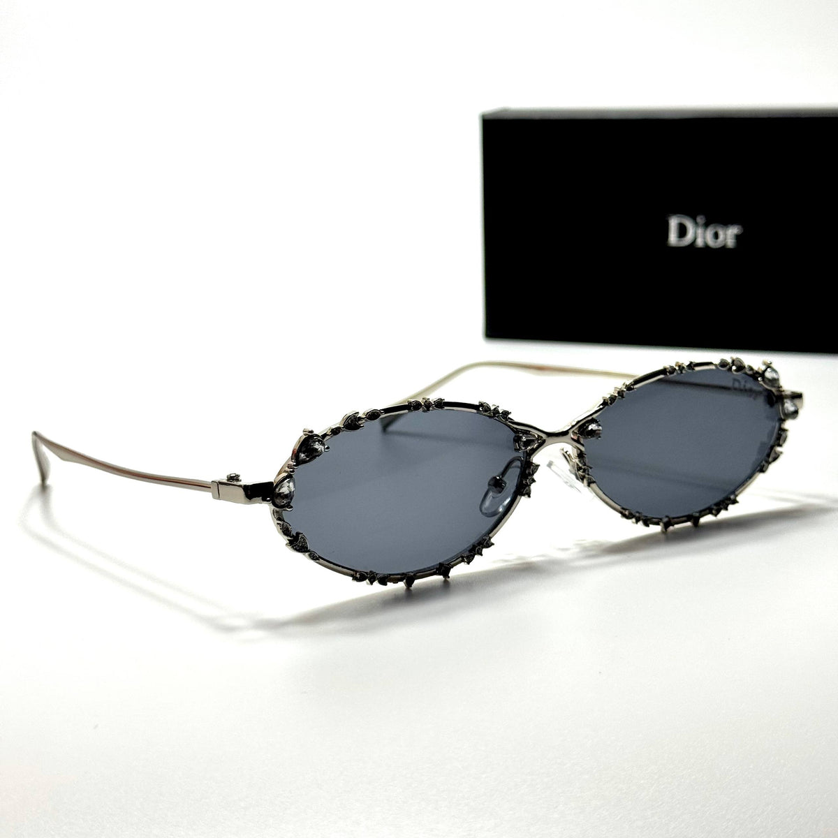 Dior Oval CD4012 Silver Black women's sunglasses Lebanon - silver-tone metal frame, grey lenses - ChronoVault - view 5