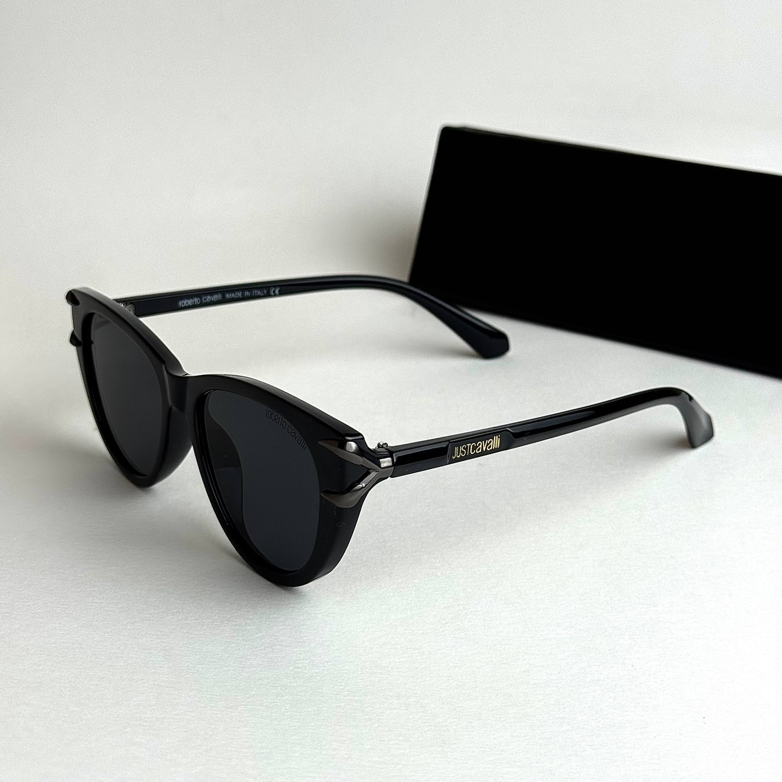 Just Cavalli Signature Black Sunglasses Lebanon - ChronoVault