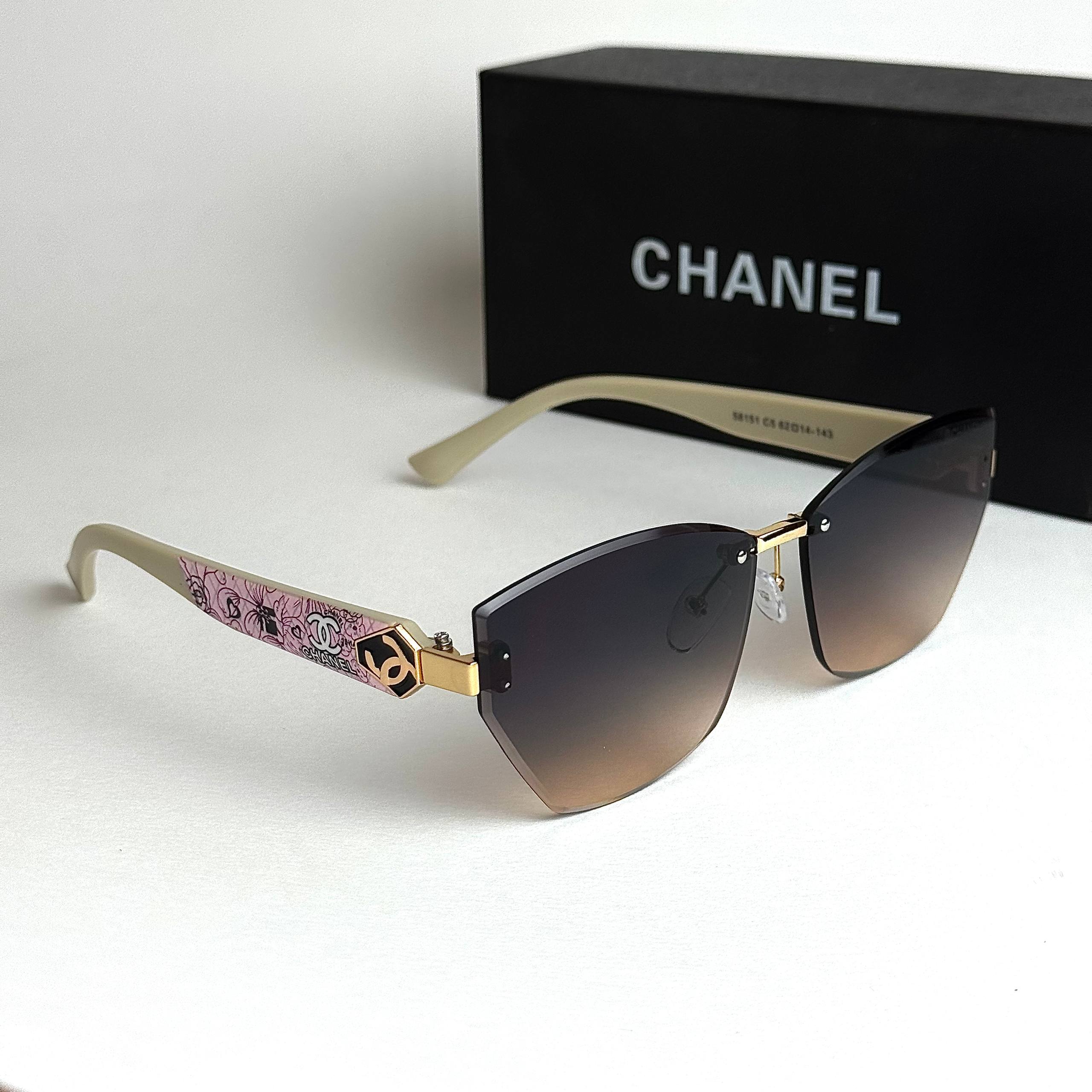 Chanel CC Sketch Cat-Eye – Rose Beige